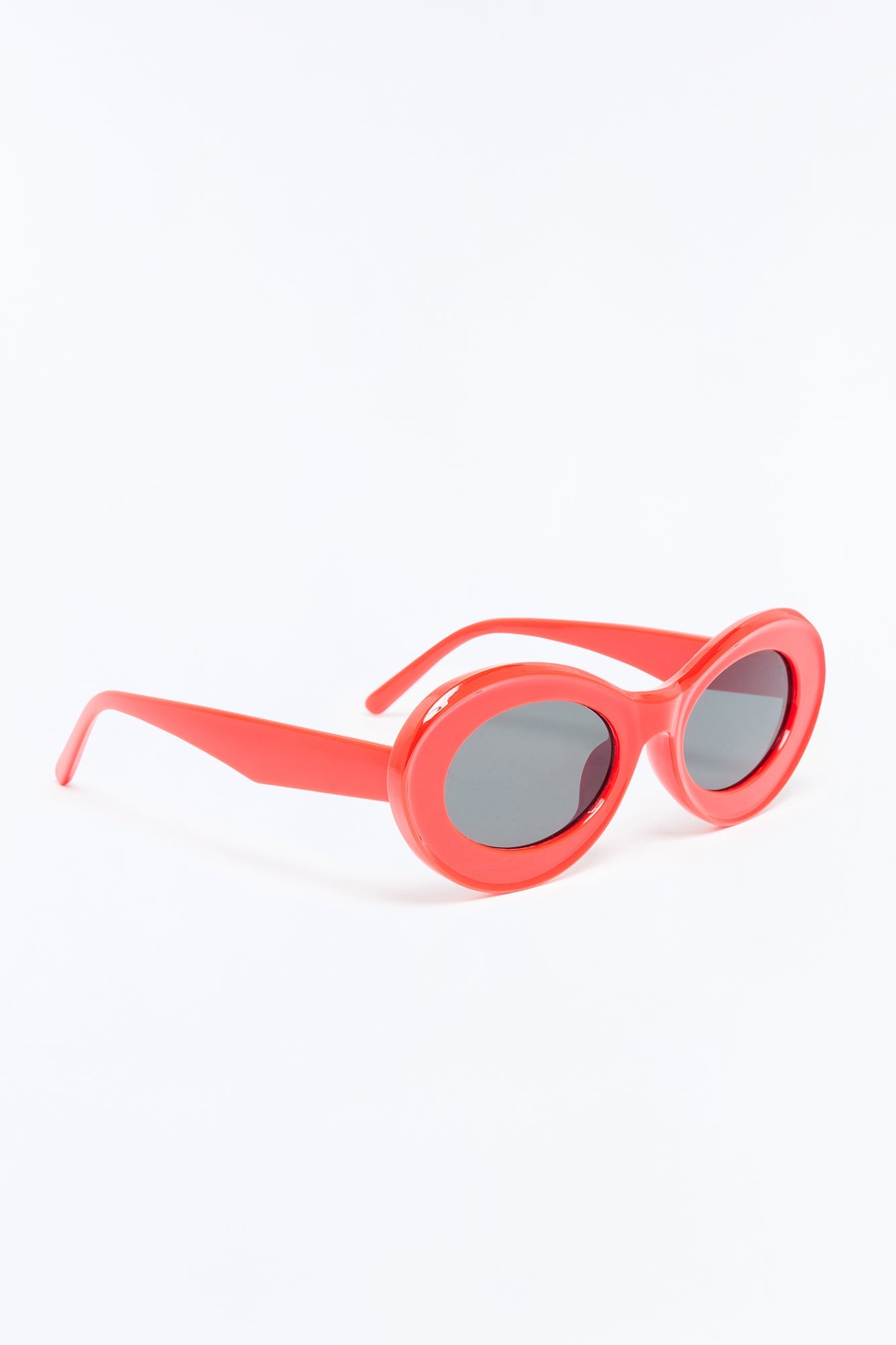 Reading The Room Sunglasses - Red