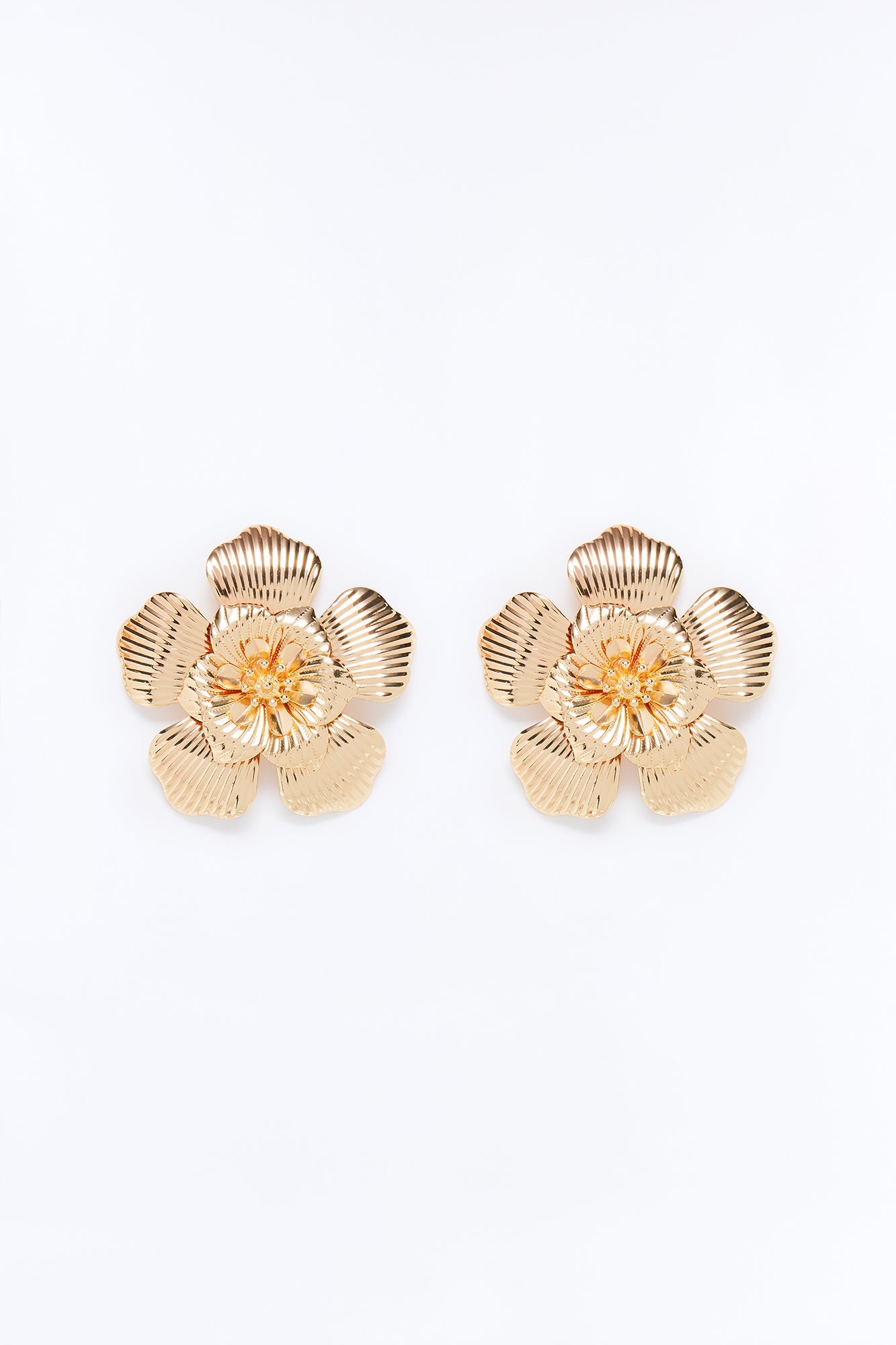 Sunlit Petals Earrings - Gold