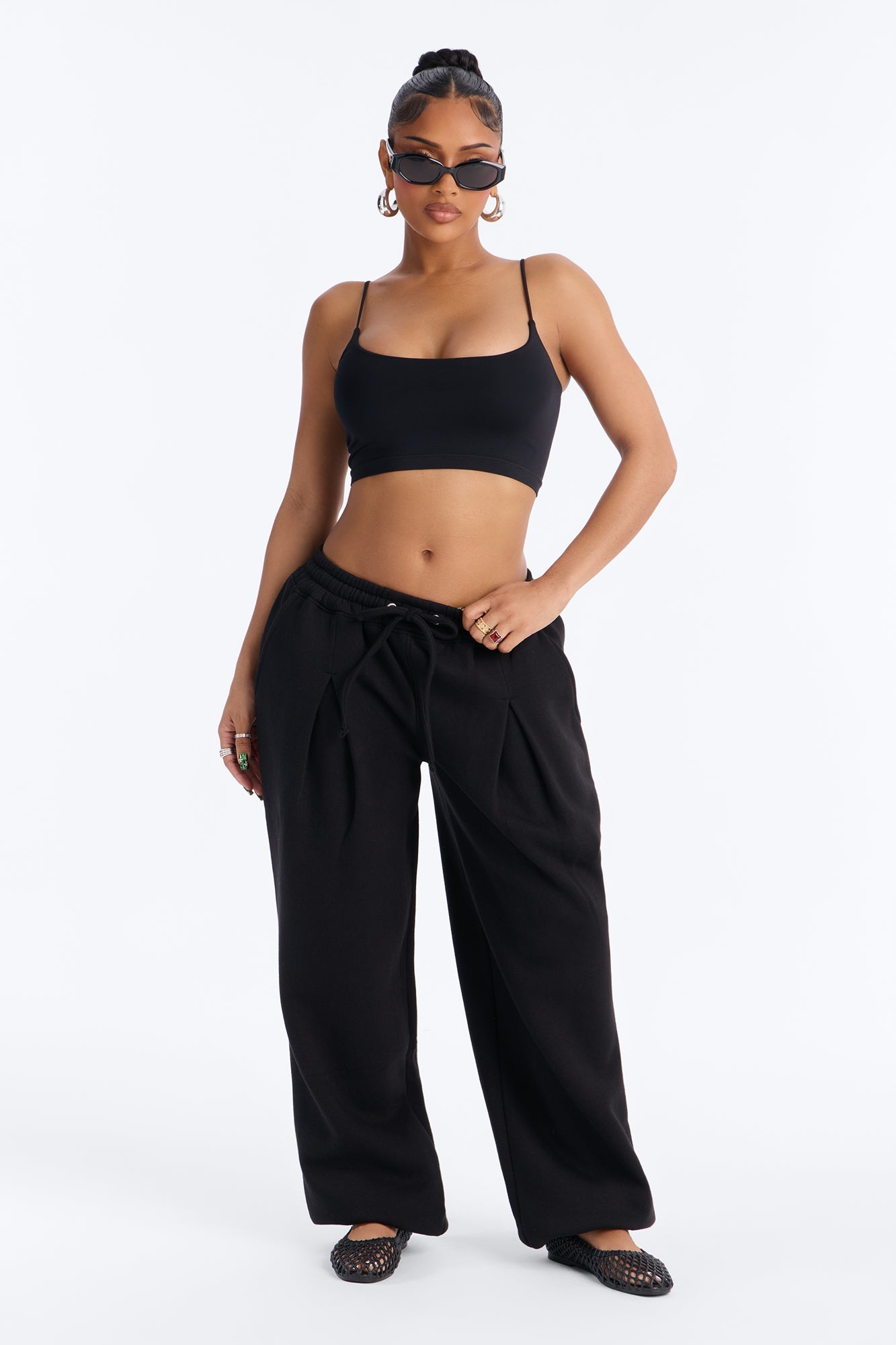 Mia Pleated Fleece Jogger Pants - Black