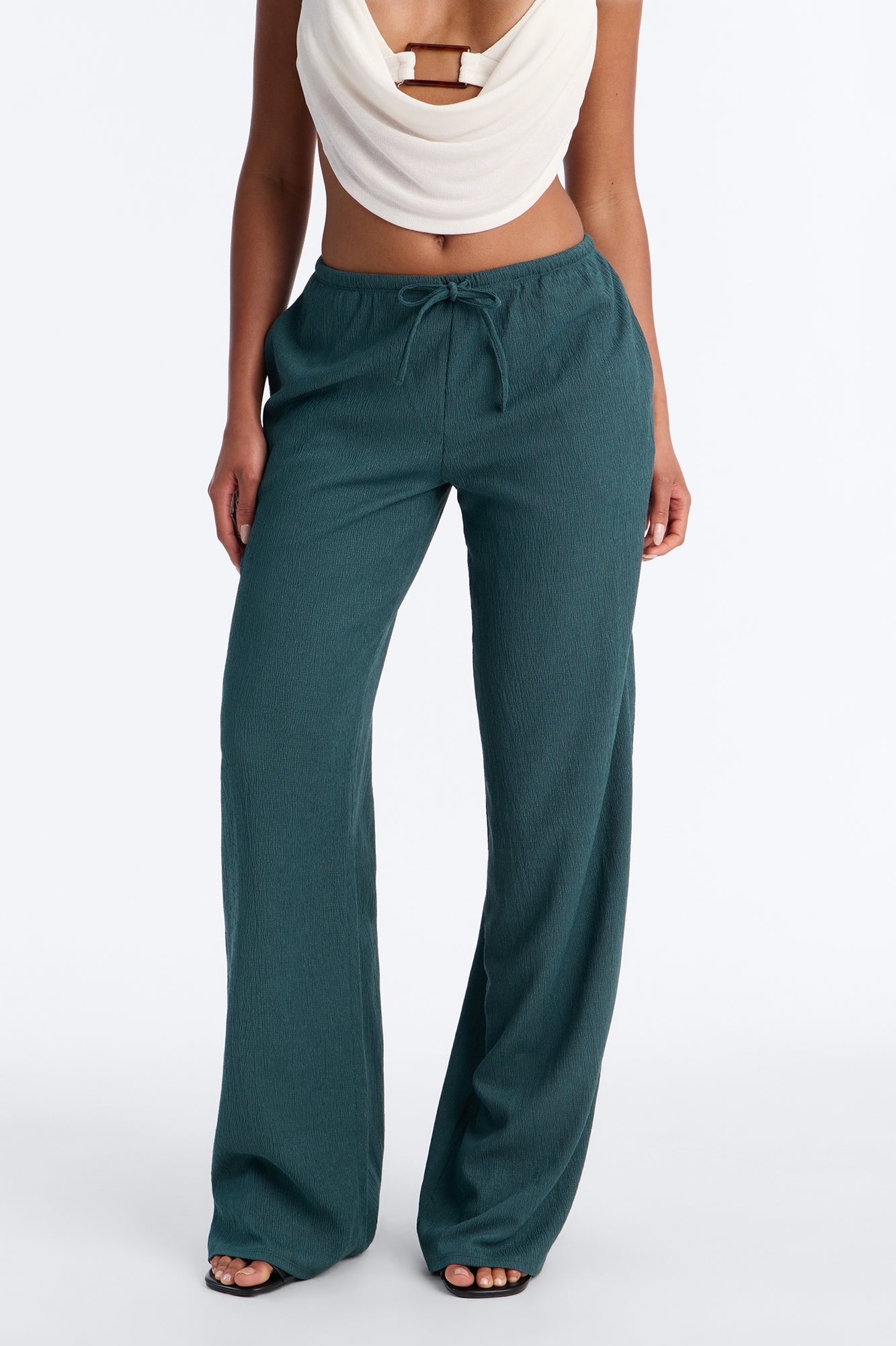 Sadie Low Rise Textured Wide Leg Pant 33″ - Hunter Green