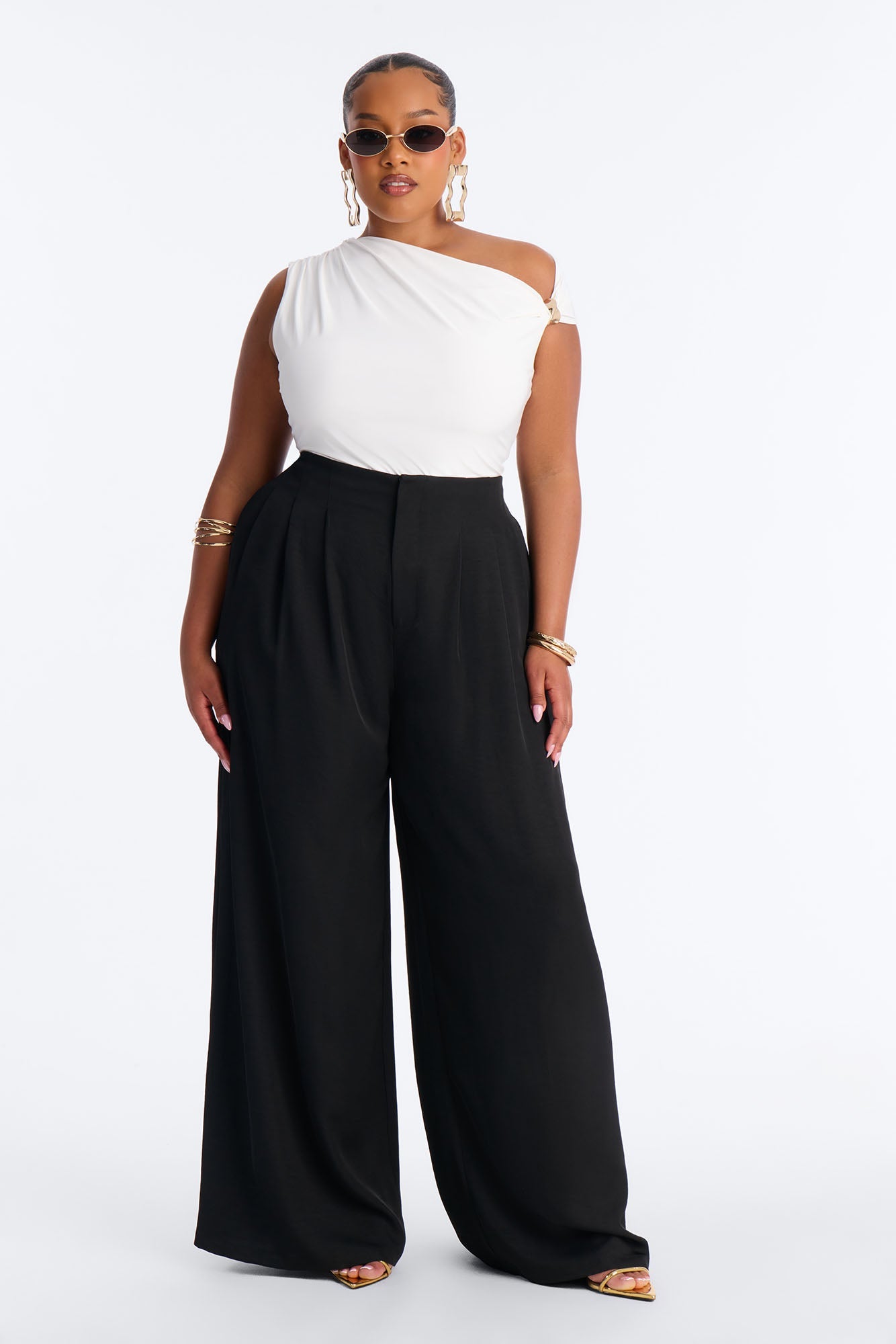 Moments Notice Off Shoulder Bodysuit - White