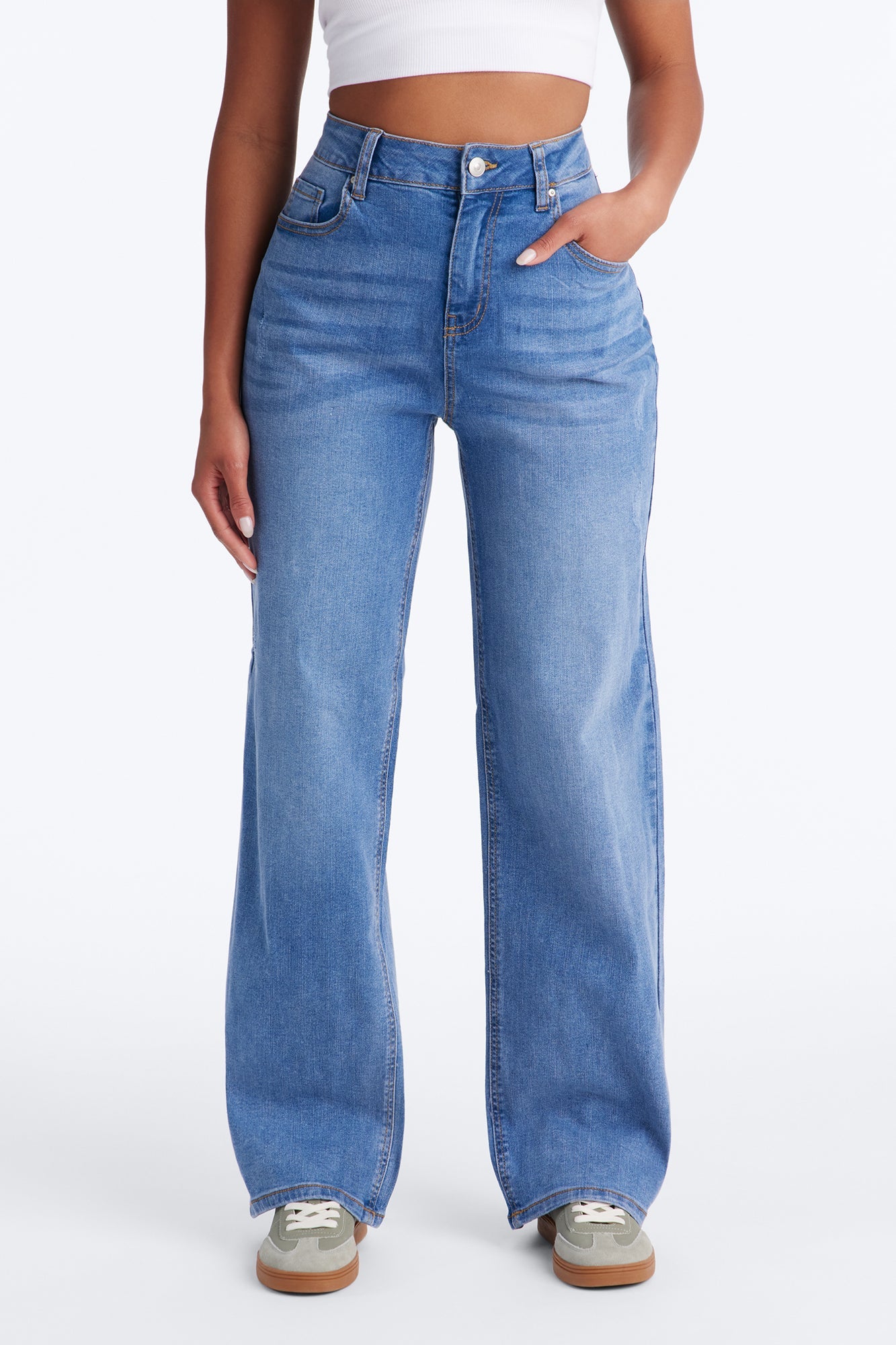 Arabella High Rise Stretch Straight Leg Jeans - Medium Wash