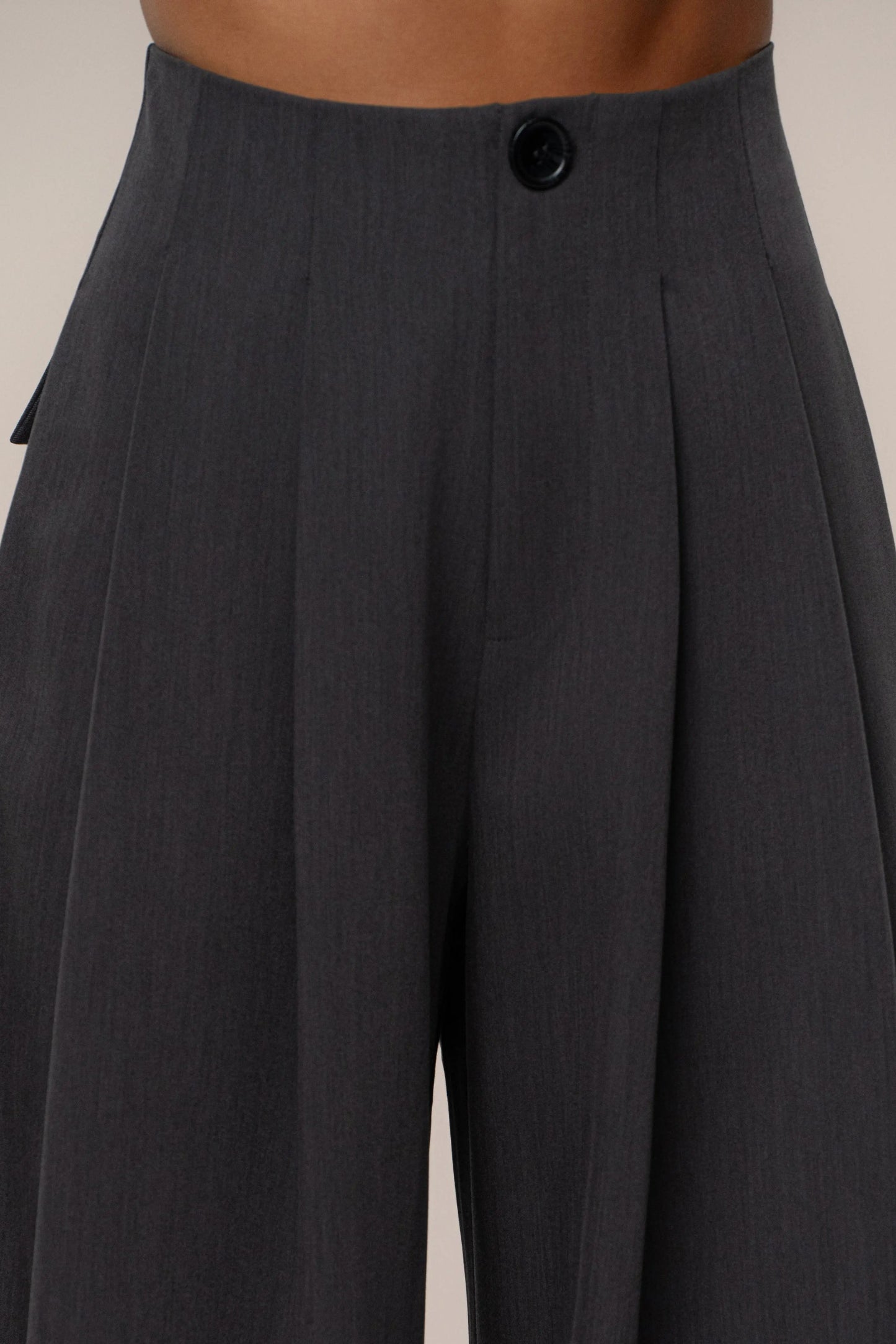 Grey Polished Pleat Trouser JLUXLABEL