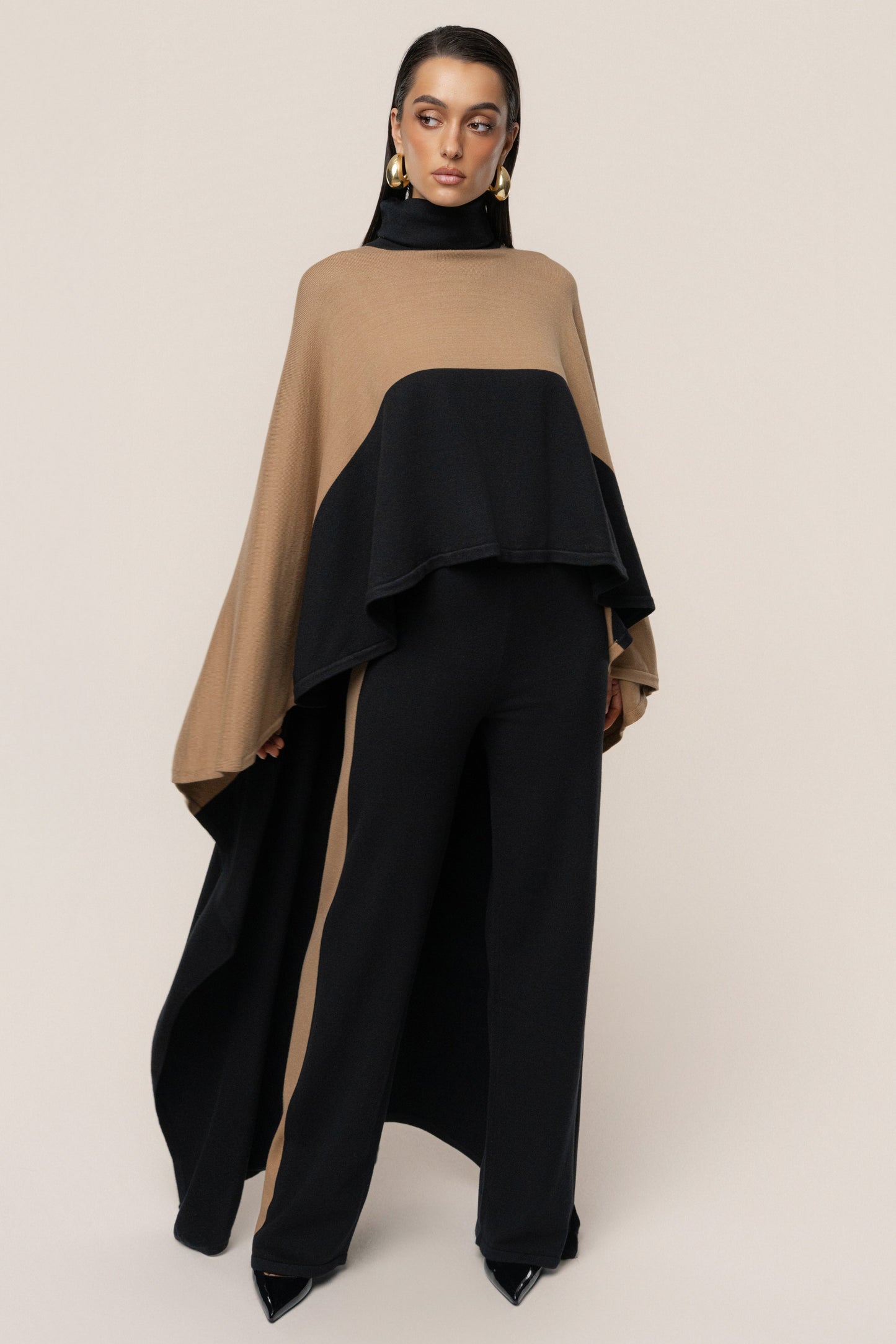 Black Chasing Fall Contrast Top