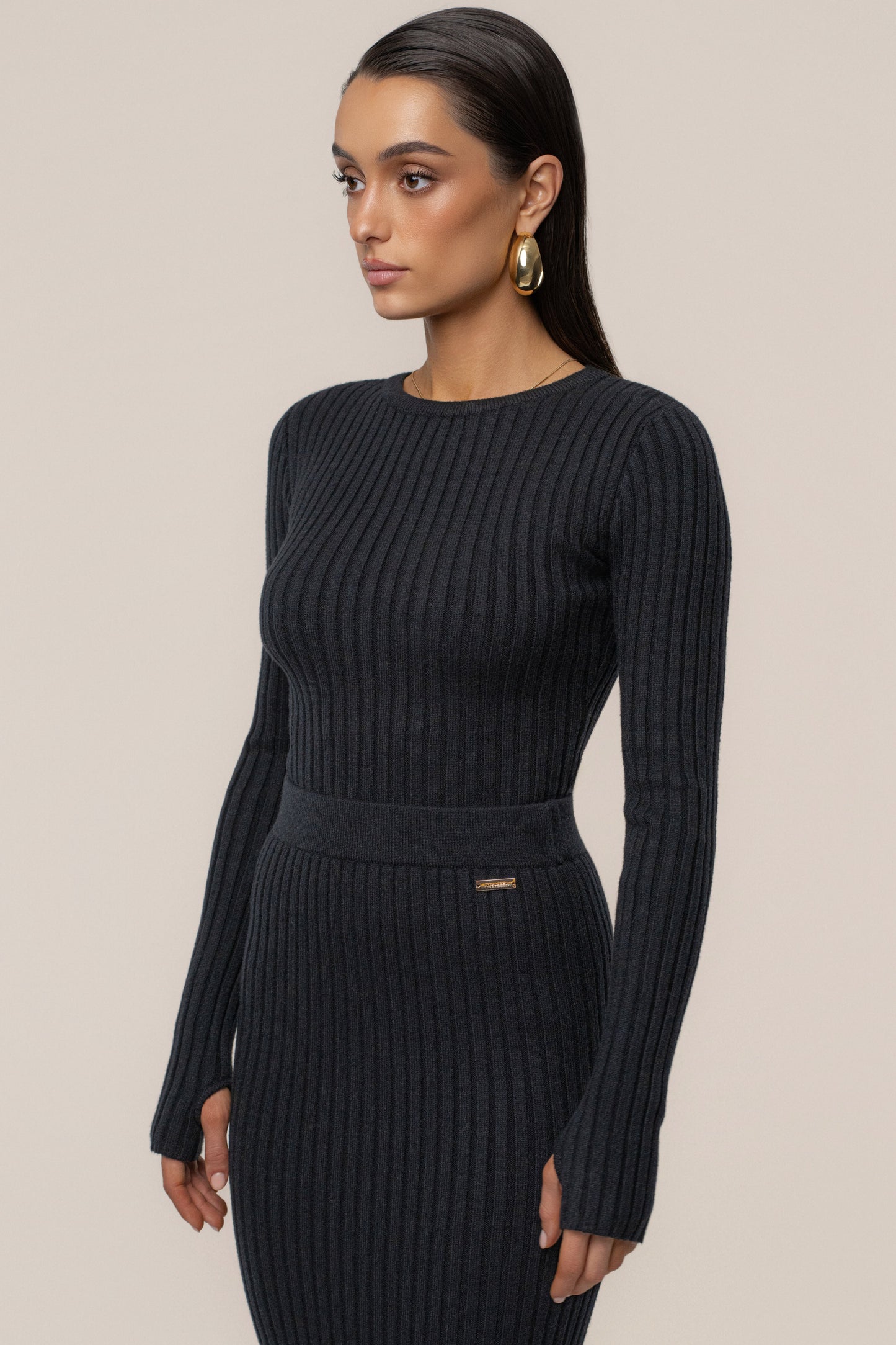 Black Overcast Ribbed Top