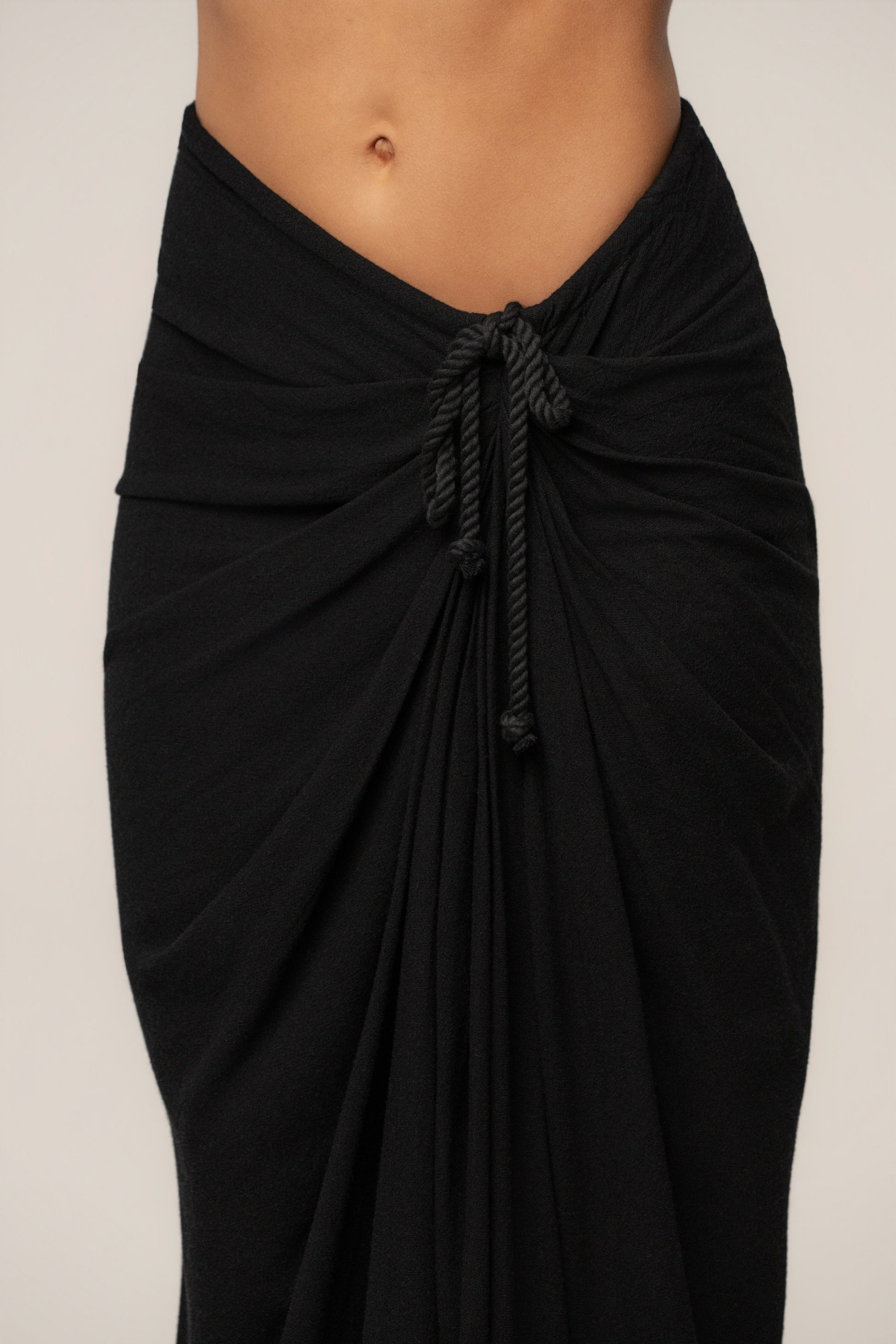 Black Noelia Linen Slit Skirt JLUXLABEL