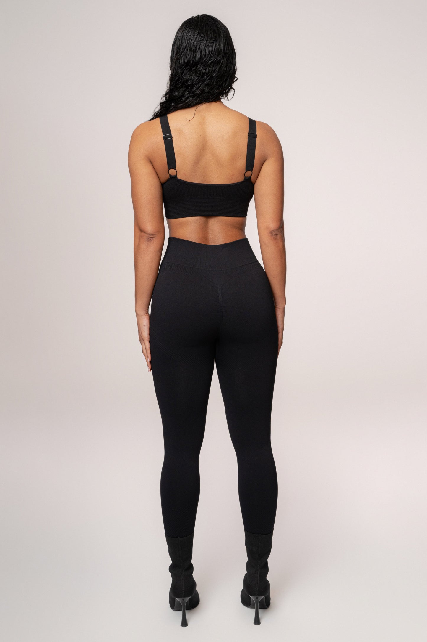 Black New Flow Active Top